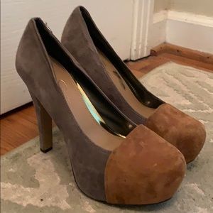 Jessica Simpson Size 7 suede heel